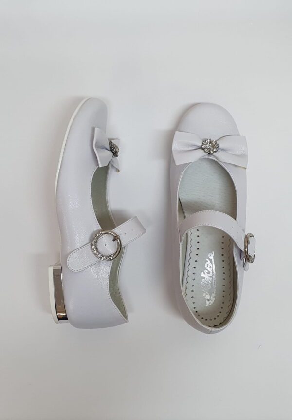 Buty wizytowe białe 800